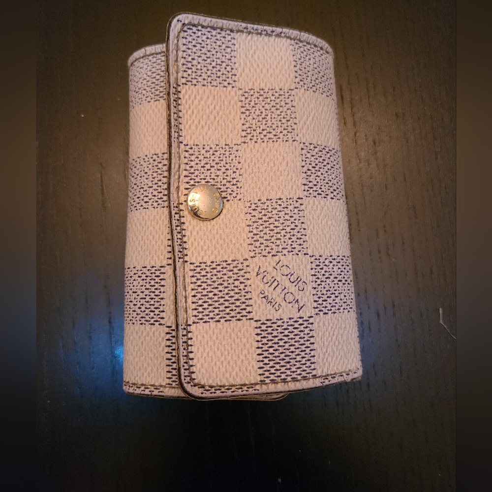 LOUIS VUITTON 6 Ring Key Cles